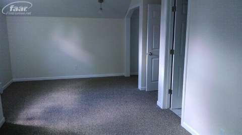 5038 Calkins Road Flint, MI 48532 - Photo 19 of 29 20414127-18.JPG