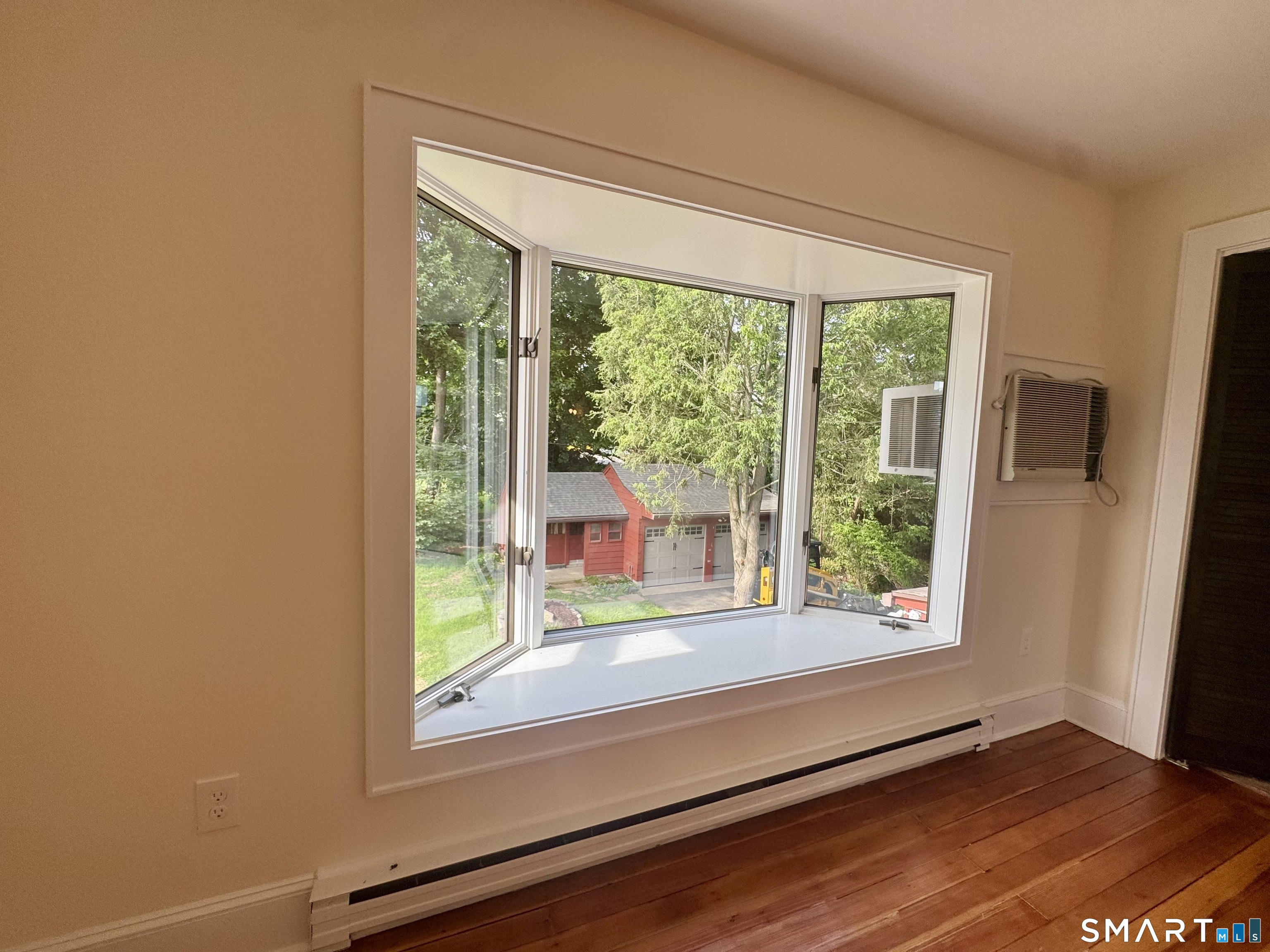 44 Ulrich Road Stratford, CT 06614 - Photo 14 of 21