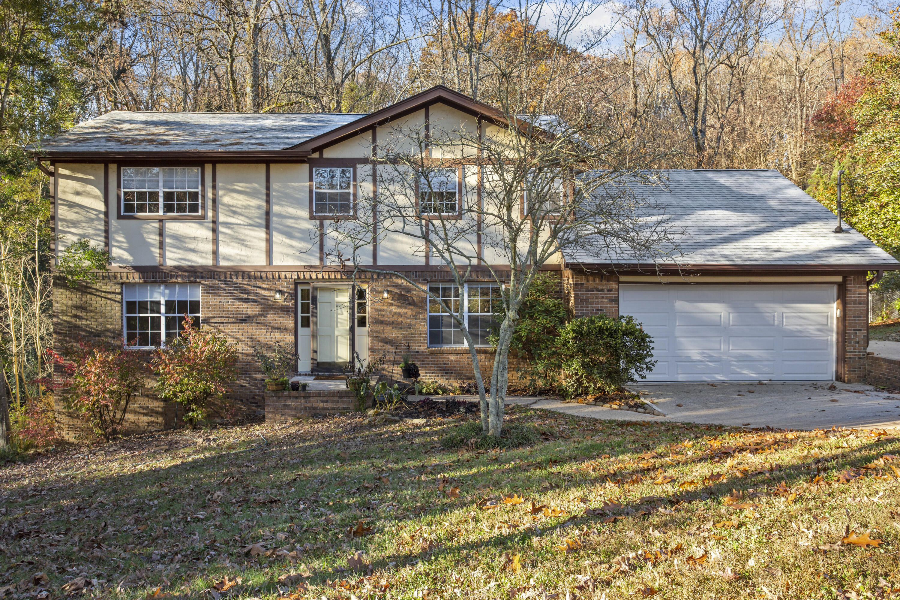 6742 Big Ridge Road Hixson, TN 37343 - Photo 1 of 39 C00A0001