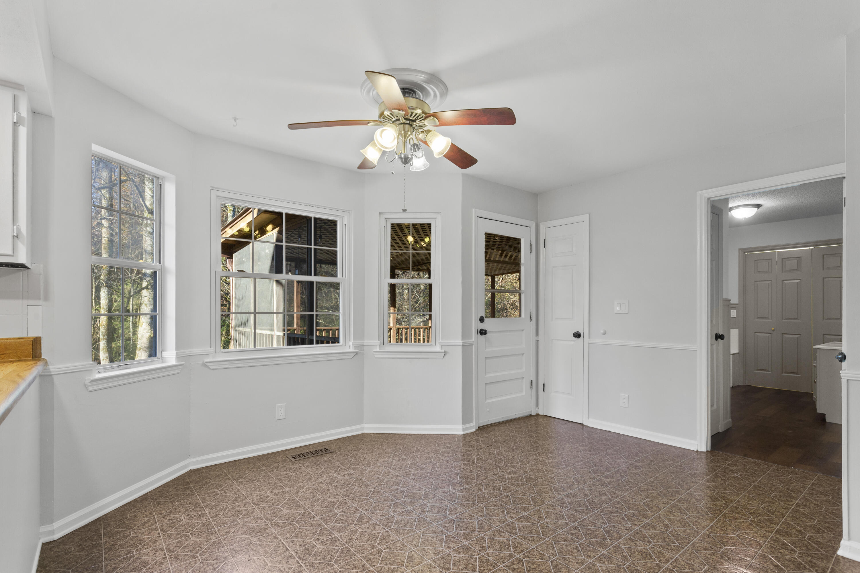 6742 Big Ridge Road Hixson, TN 37343 - Photo 15 of 39 C00A0074