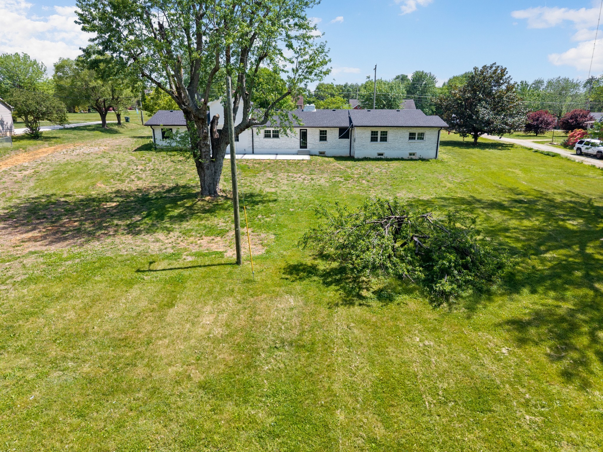 1503 5th Avenue West Springfield, TN 37172 - Photo 33 of 43 a house view with swimming pool