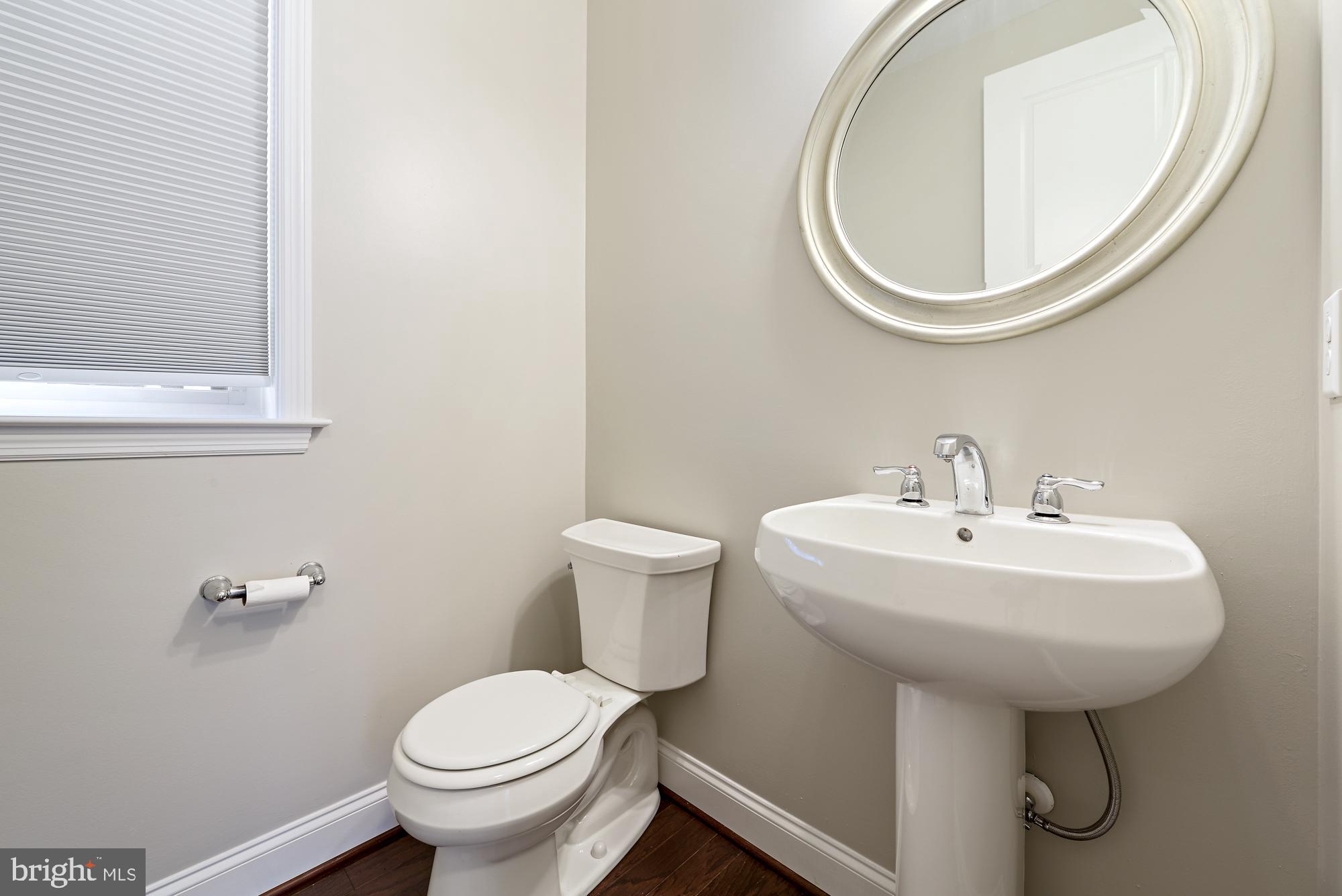 502 Line Road Mechanicsburg, PA 17050 - Photo 19 of 30 Main level powder room