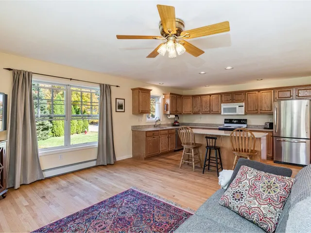 $469,500 | 11 Tyler Drive, Essex Junction, VT 05452