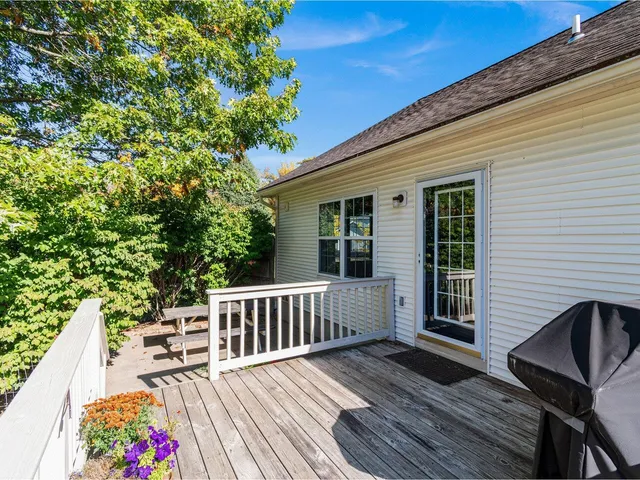 $469,500 | 11 Tyler Drive, Essex Junction, VT 05452