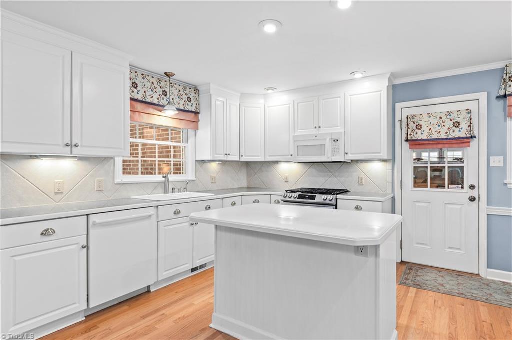 216 South Avalon Road Winston-Salem, NC 27104 - Photo 19 of 47