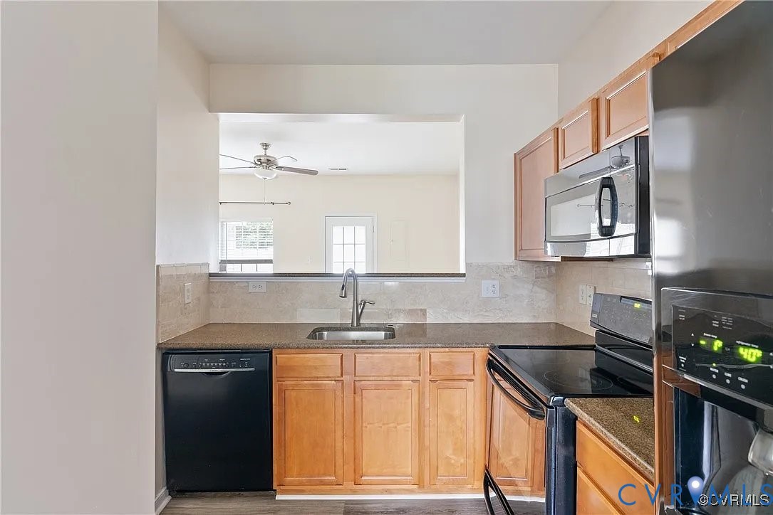 4716 Milfax Road Richmond, VA 23224 - Photo 7 of 36