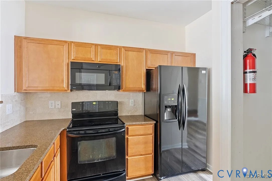 4716 Milfax Road Richmond, VA 23224 - Photo 9 of 36