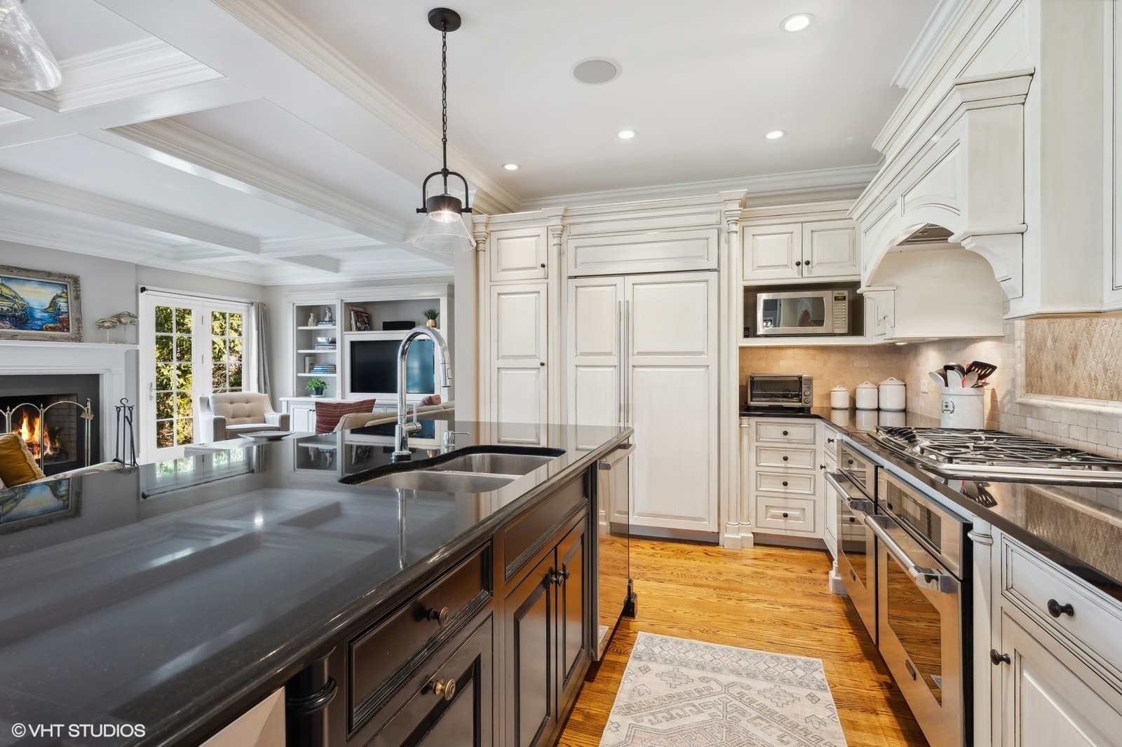 2610 Blackhawk Road Wilmette, IL 60091 - Photo 11 of 36 Gallery Image 11