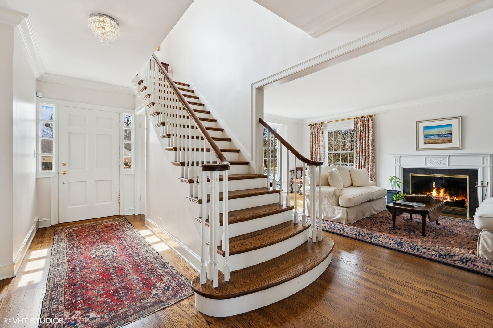 2610 Blackhawk Road Wilmette, IL 60091 - Photo 4 of 36 Gallery Image 4