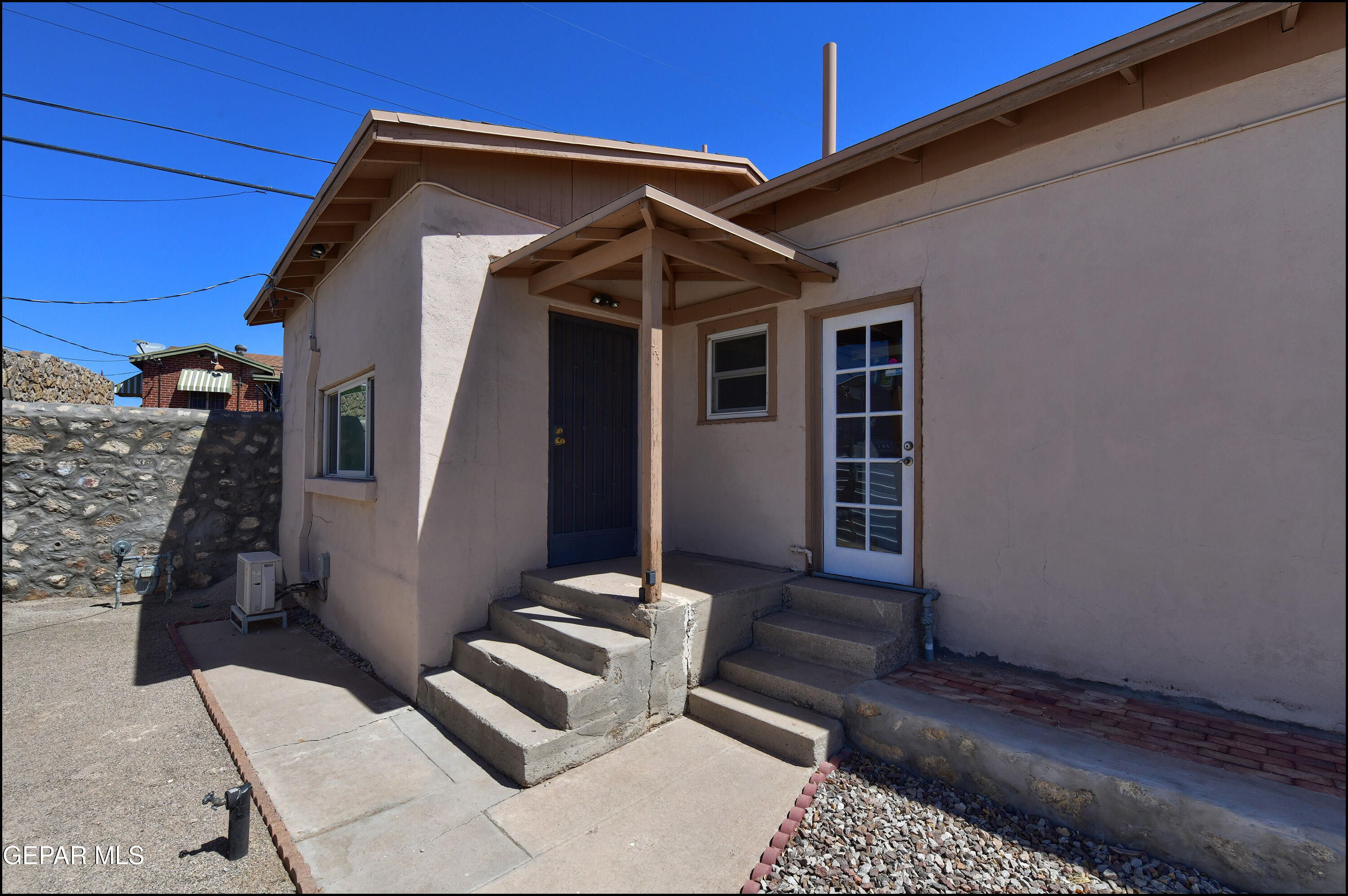 5107 Raymond Jays Road El Paso, TX 79903 - Photo 16 of 35
