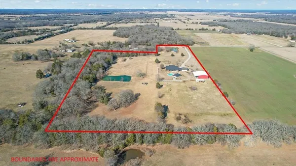 $950,000 | 1628 County Road 2605, Bonham, TX 75418