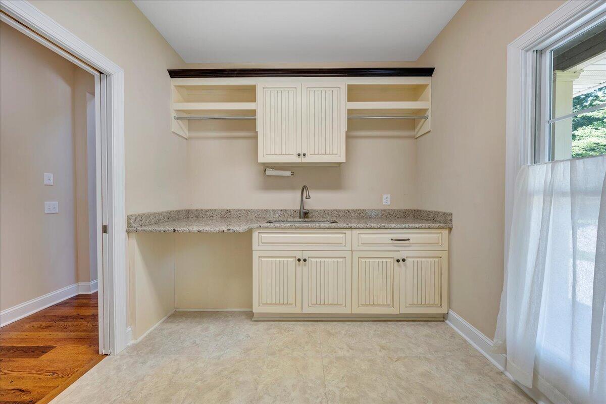 2250 Lovely Valley Road Wirtz, VA 24184 - Photo 35 of 128 035-MIB05327