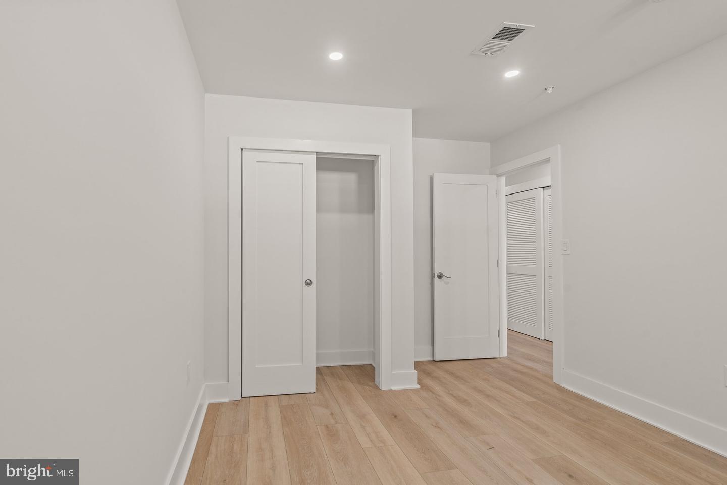 253 North 3rd Street, Unit 3R Philadelphia, PA 19106 - Photo 11 of 14