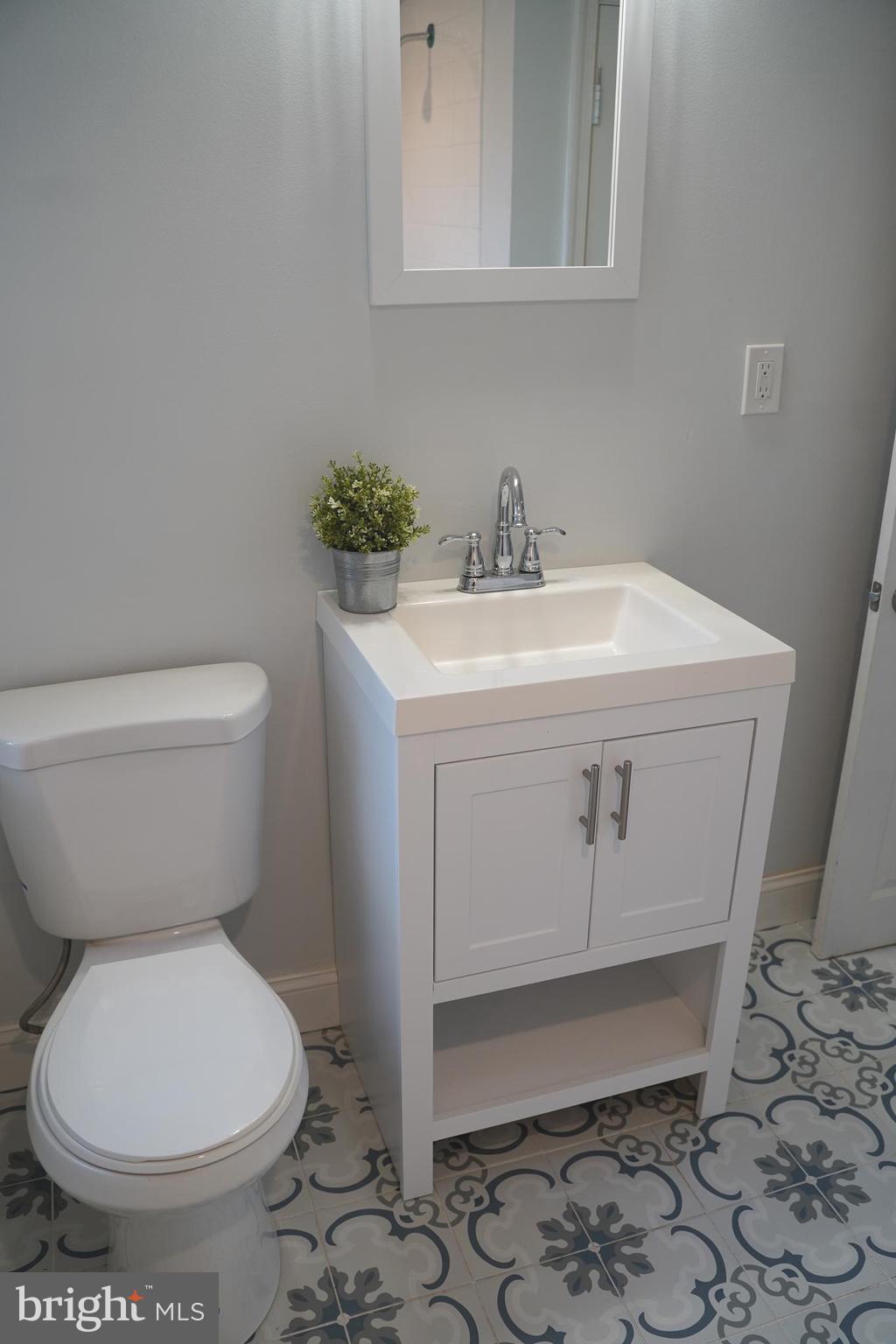 1307 Silverthorne Road Baltimore, MD 21239 - Photo 20 of 33