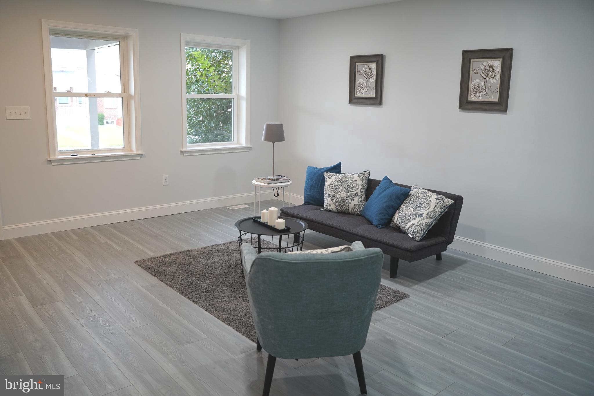 1307 Silverthorne Road Baltimore, MD 21239 - Photo 3 of 33