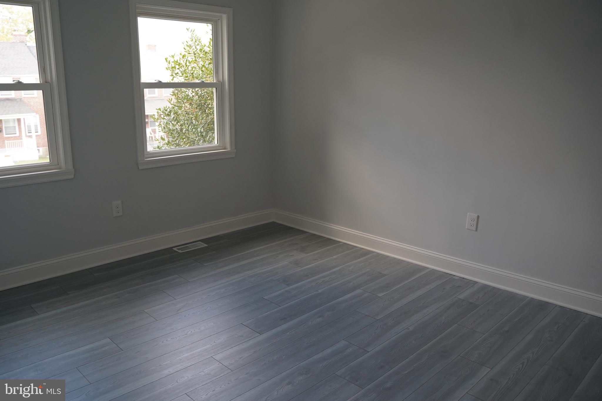 1307 Silverthorne Road Baltimore, MD 21239 - Photo 29 of 33