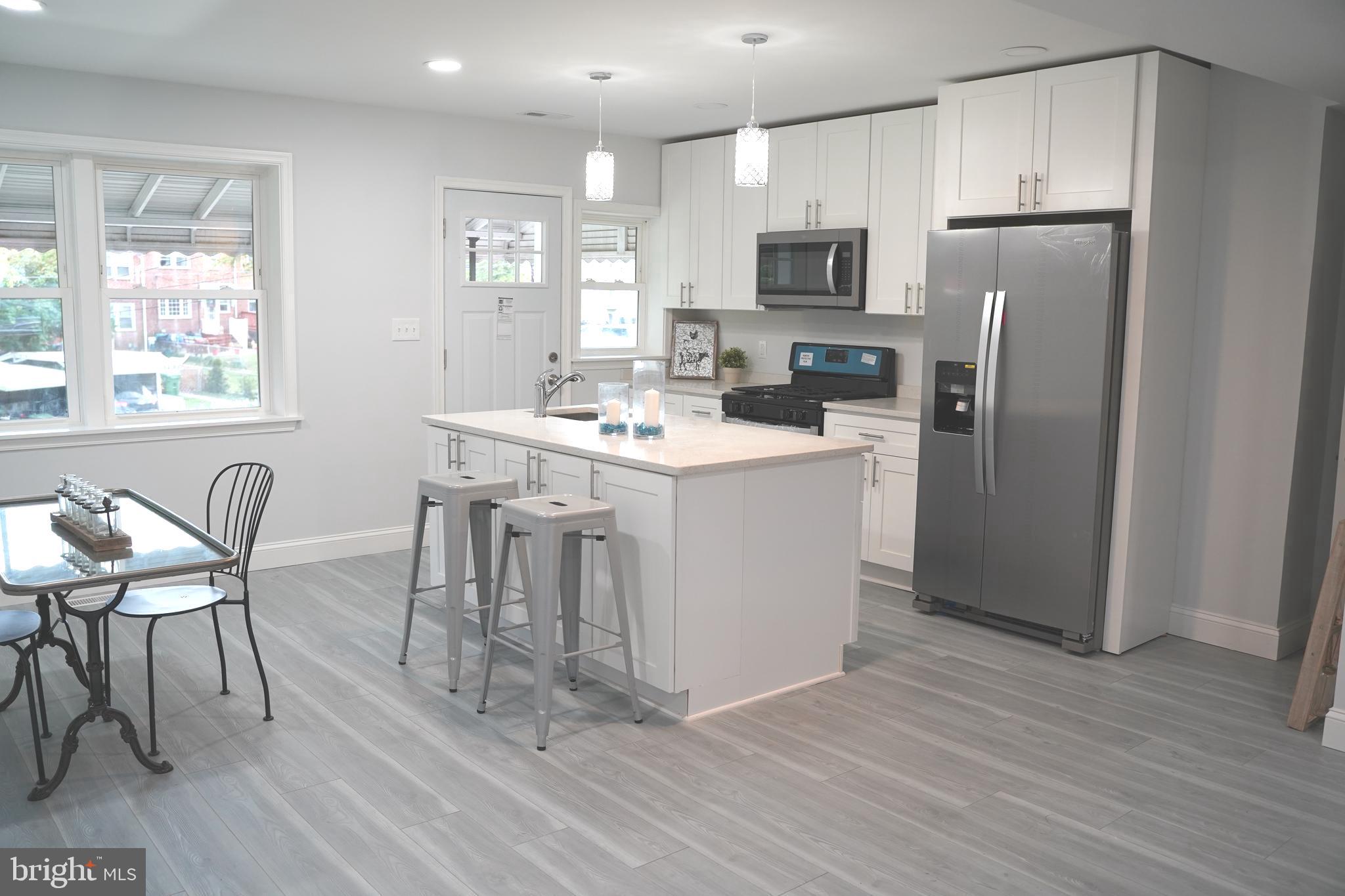 1307 Silverthorne Road Baltimore, MD 21239 - Photo 6 of 33