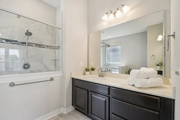 $465,000 | 429 Betony Loop, Buda, TX 78610