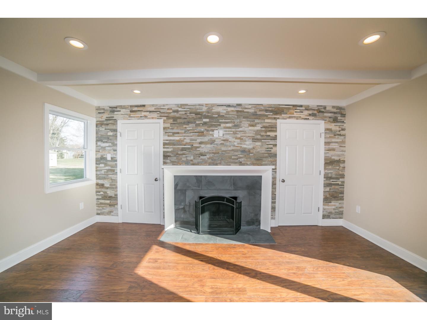 909 West County Line Road Warminster, PA 18974 - Photo 16 of 20