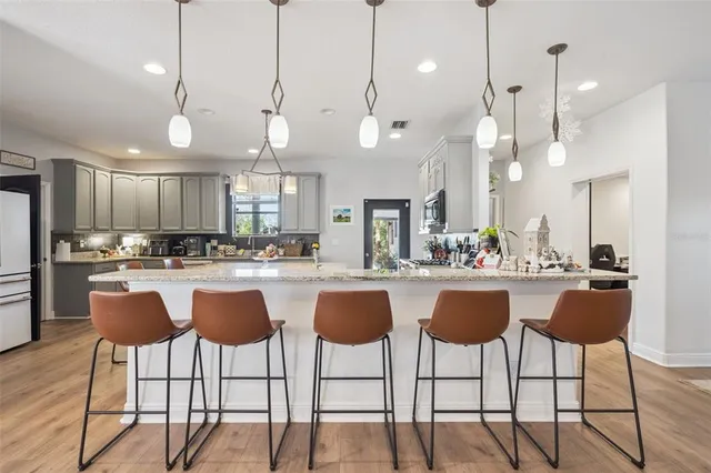 $734,999 | 17660 County Road 455, Montverde, FL 34756