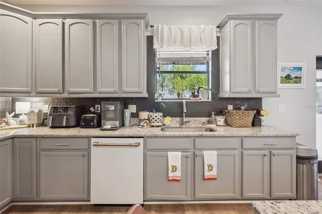 $734,999 | 17660 County Road 455, Montverde, FL 34756