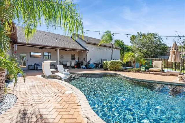 $734,999 | 17660 County Road 455, Montverde, FL 34756