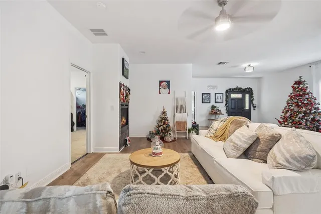 $734,999 | 17660 County Road 455, Montverde, FL 34756