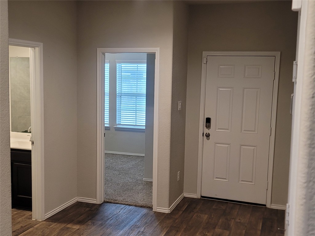 846 Autumn Flats Way Rosharon, TX 77583 - Photo 23 of 26 an empty room with wooden floor & closet area