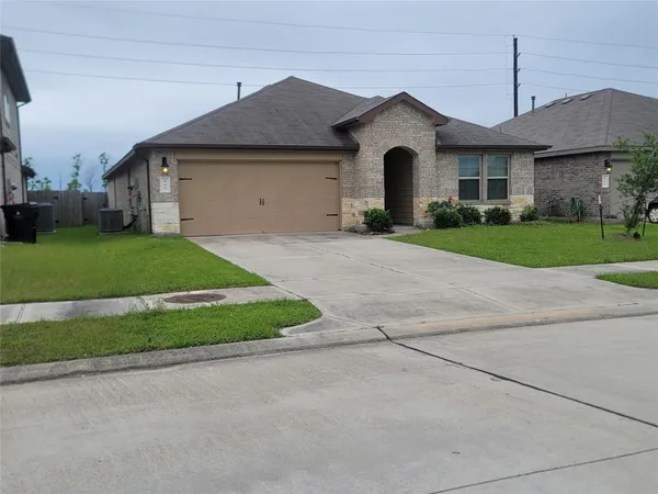 $2,525 | 846 Autumn Flats Way, Rosharon, TX 77583