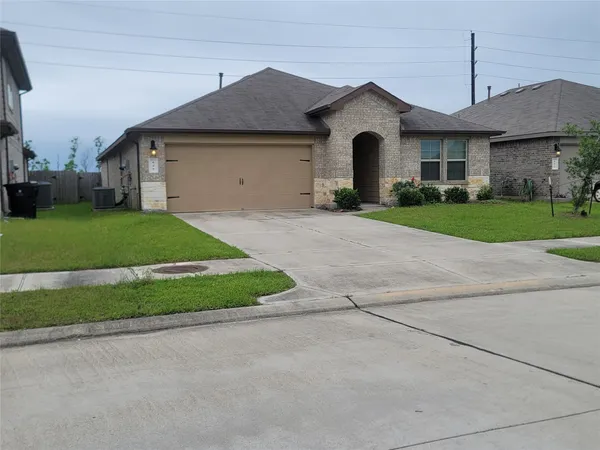 $2,525 | 846 Autumn Flats Way, Rosharon, TX 77583