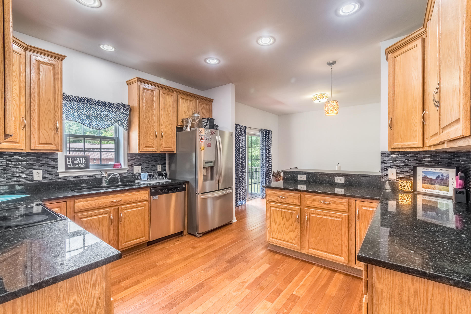73 Chamblee Road Walterboro, SC 29488 - Photo 8 of 29 73Chamblee-16