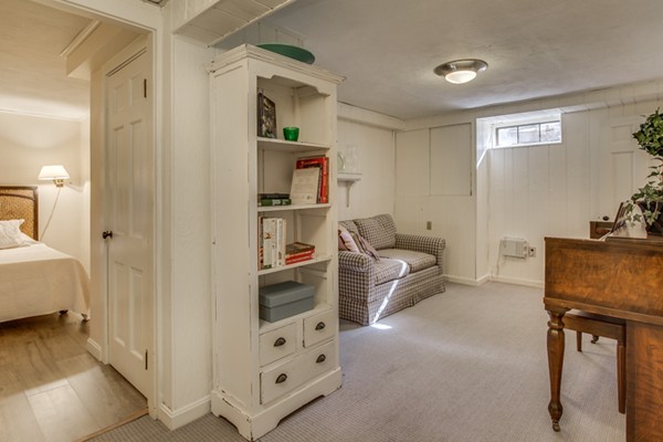 21 Dawes Road Lexington, MA 02421 - Photo 13 of 17 Gallery Image 13