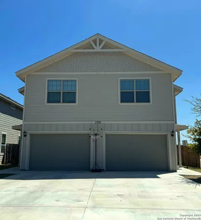 $1,725 | 2318 Tulipwood Cove, Unit 101, San Antonio, TX 78245