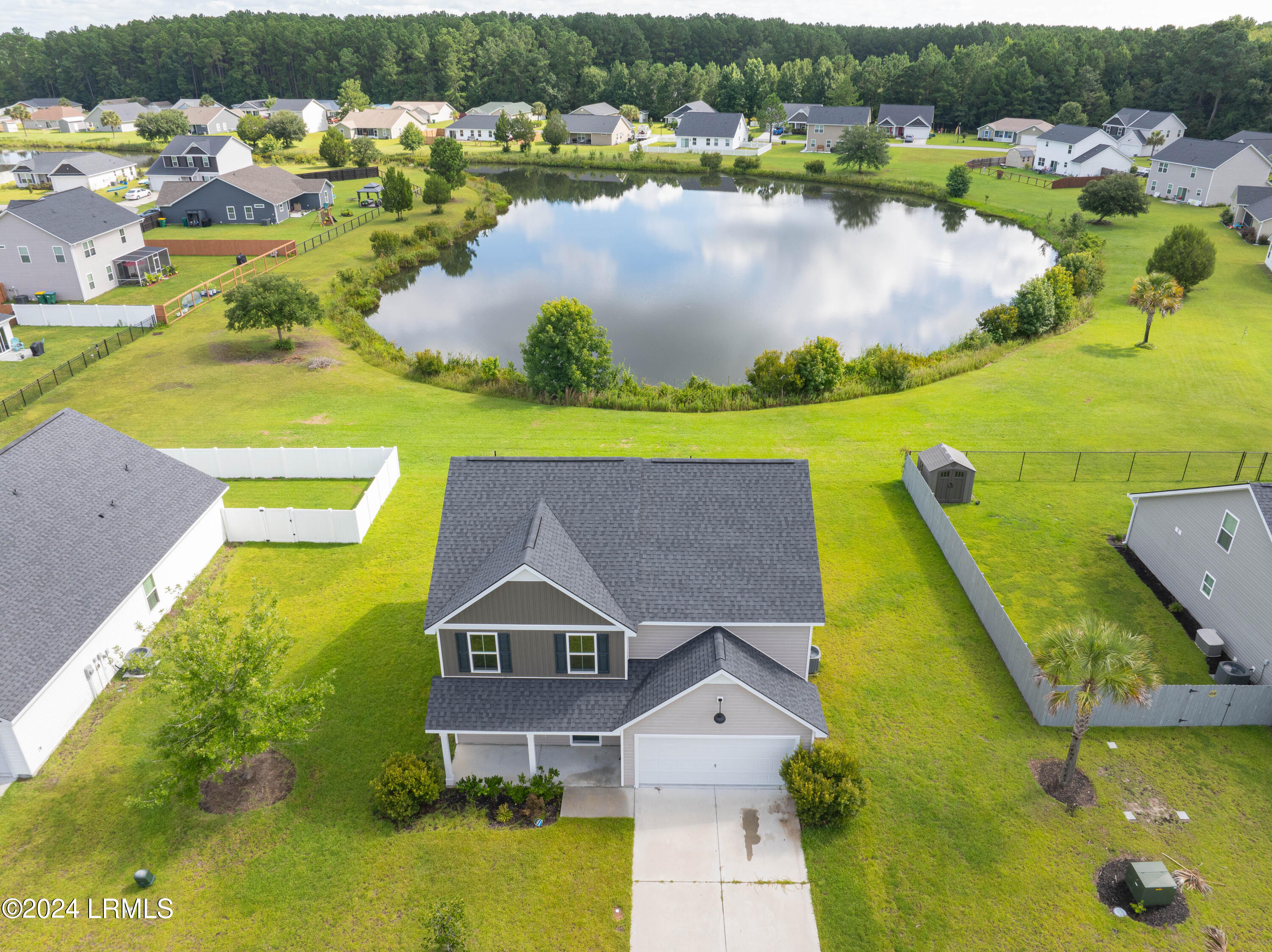 758 Ridgeland Lakes Drive Ridgeland, SC 29936 - Photo 3 of 41 758 Ridgeland Lakes Drone-11