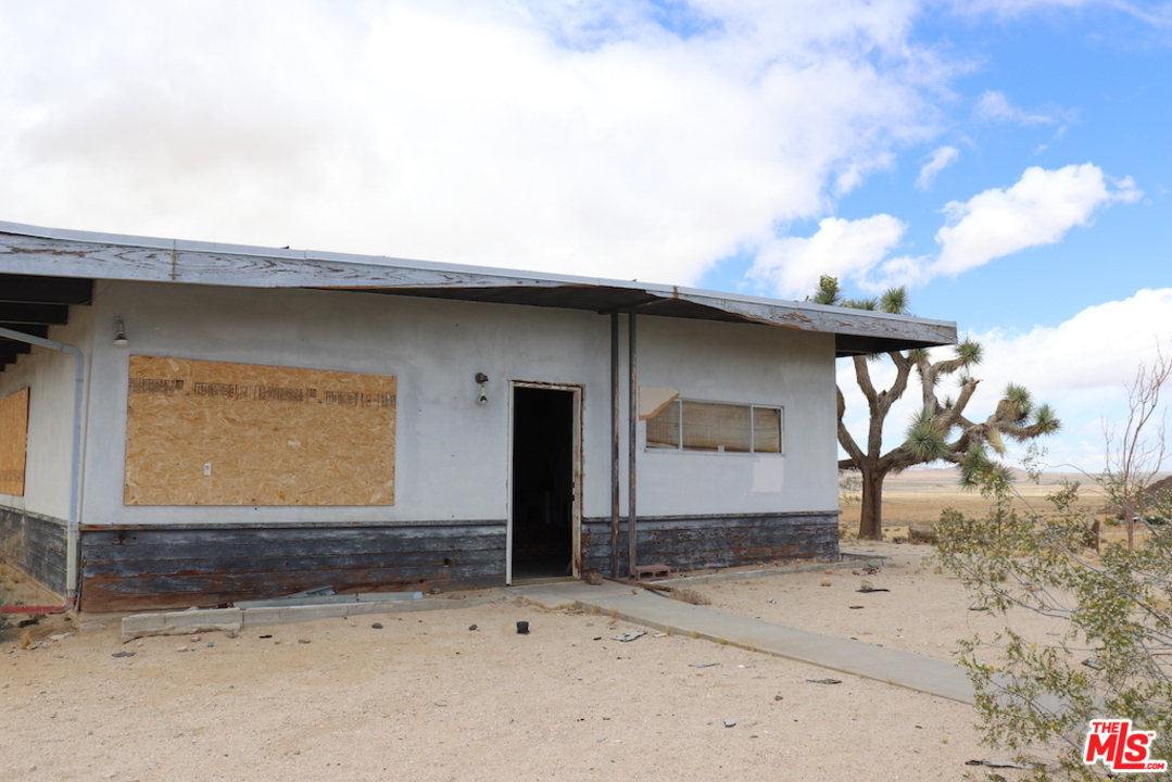 66658 Gianneli Road Joshua Tree, CA 92252 - Photo 12 of 46