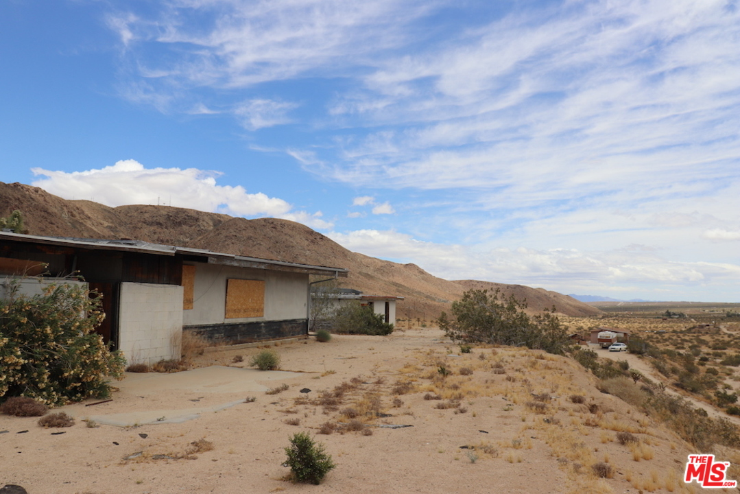 66658 Gianneli Road Joshua Tree, CA 92252 - Photo 13 of 46