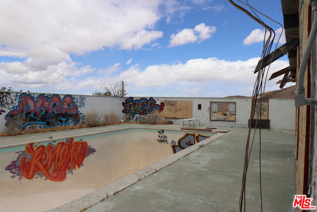 66658 Gianneli Road Joshua Tree, CA 92252 - Photo 16 of 46
