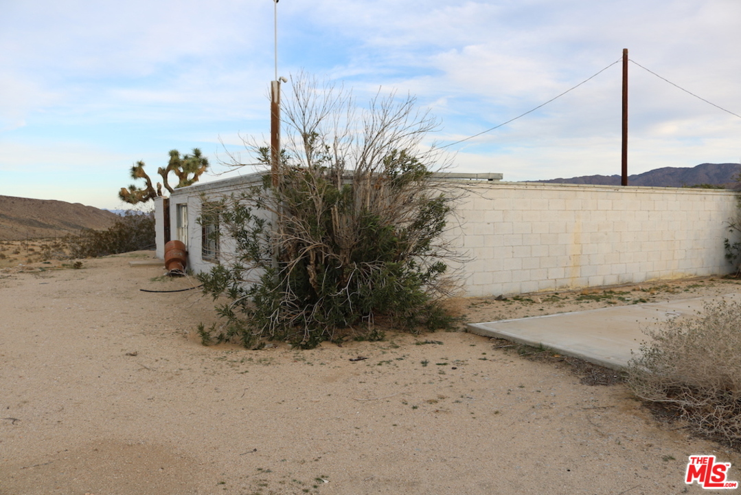 66658 Gianneli Road Joshua Tree, CA 92252 - Photo 27 of 46