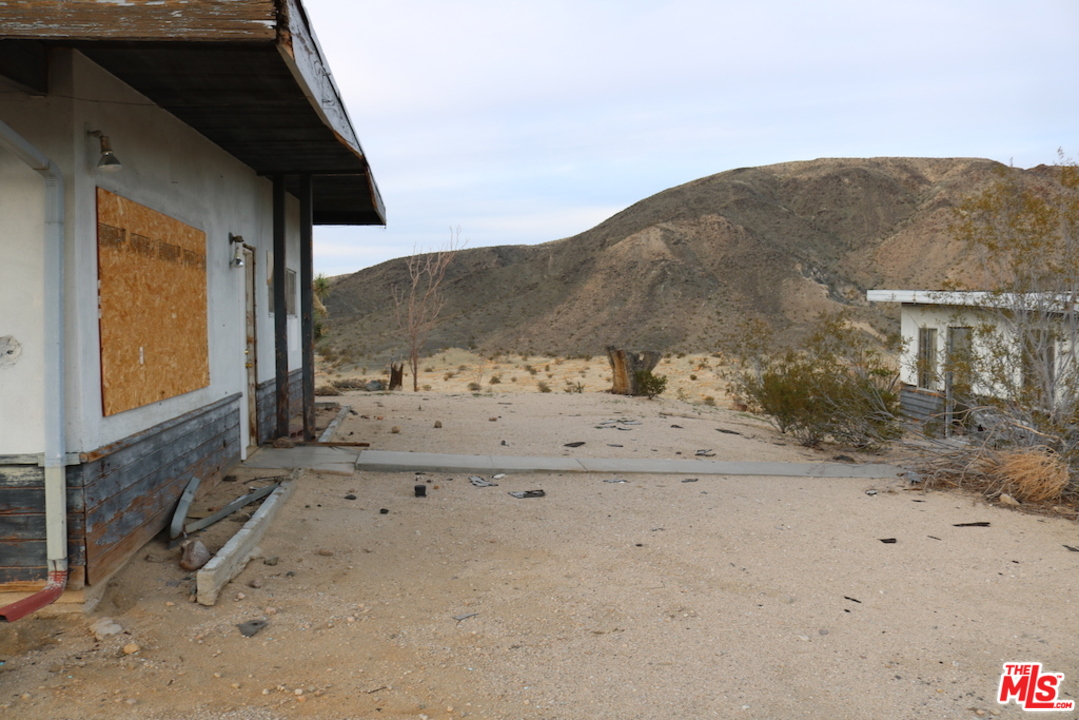 66658 Gianneli Road Joshua Tree, CA 92252 - Photo 28 of 46