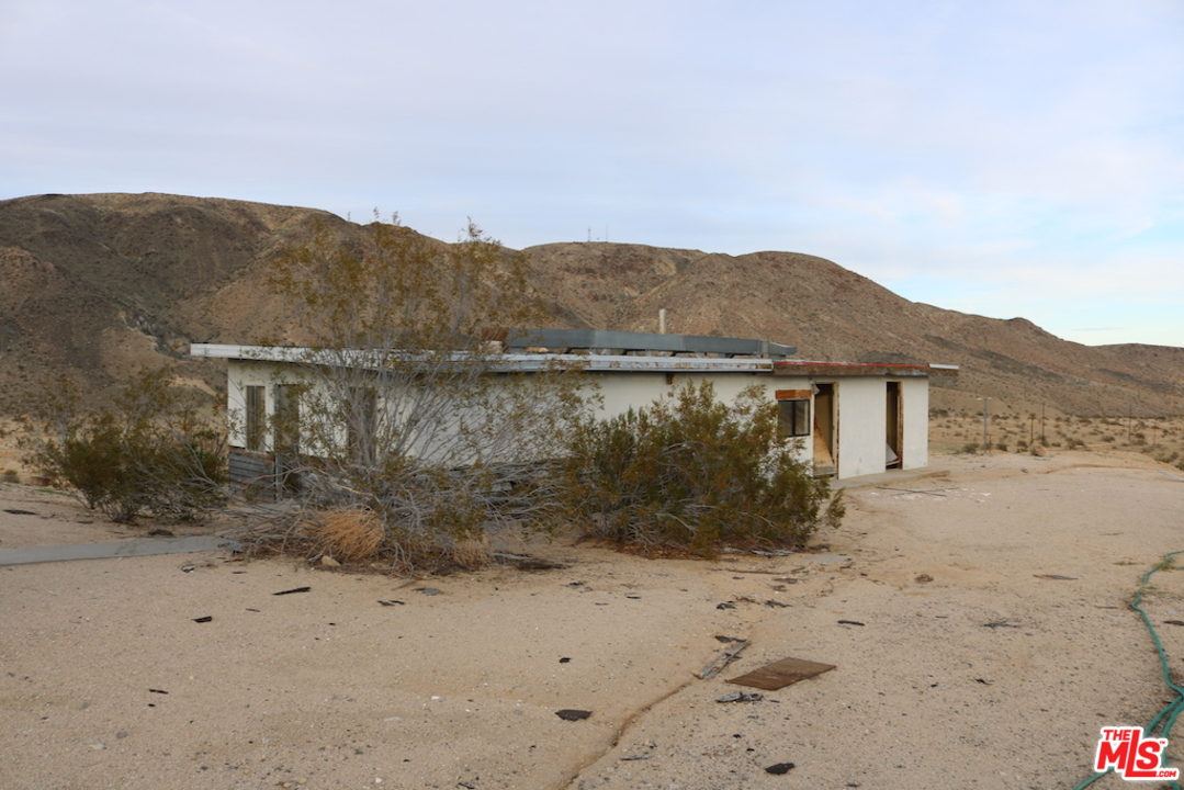 66658 Gianneli Road Joshua Tree, CA 92252 - Photo 33 of 46
