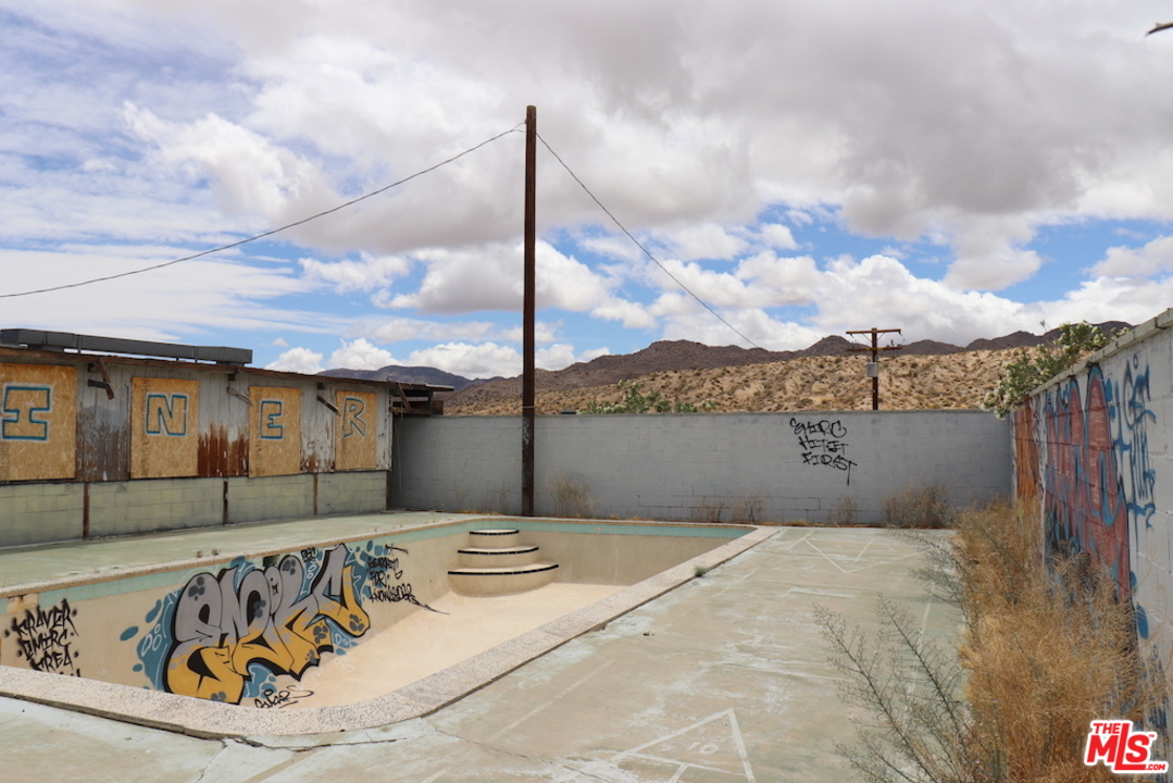 66658 Gianneli Road Joshua Tree, CA 92252 - Photo 7 of 46