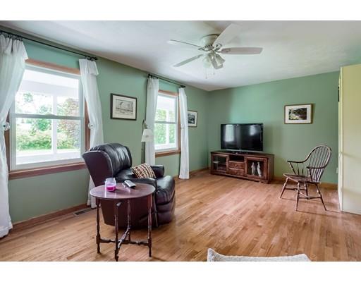 565 East Hill Road East Oakham, MA 01068 - Photo 17 of 29