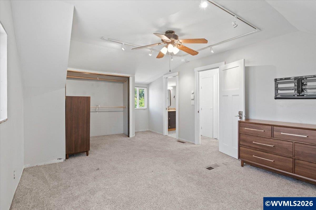 656 Southwest Levens Street Dallas, OR 97338 - Photo 29 of 46