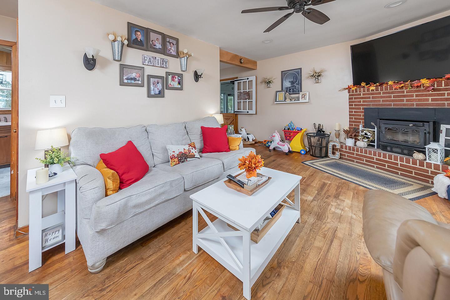 481 Whig Lane Road Pilesgrove, NJ 08098 - Photo 10 of 25 Gallery Image 10