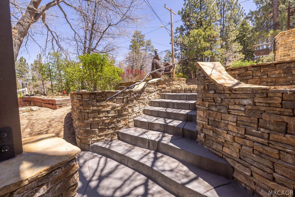 802 Conklin Road Big Bear Lake, CA 92315 - Photo 23 of 52