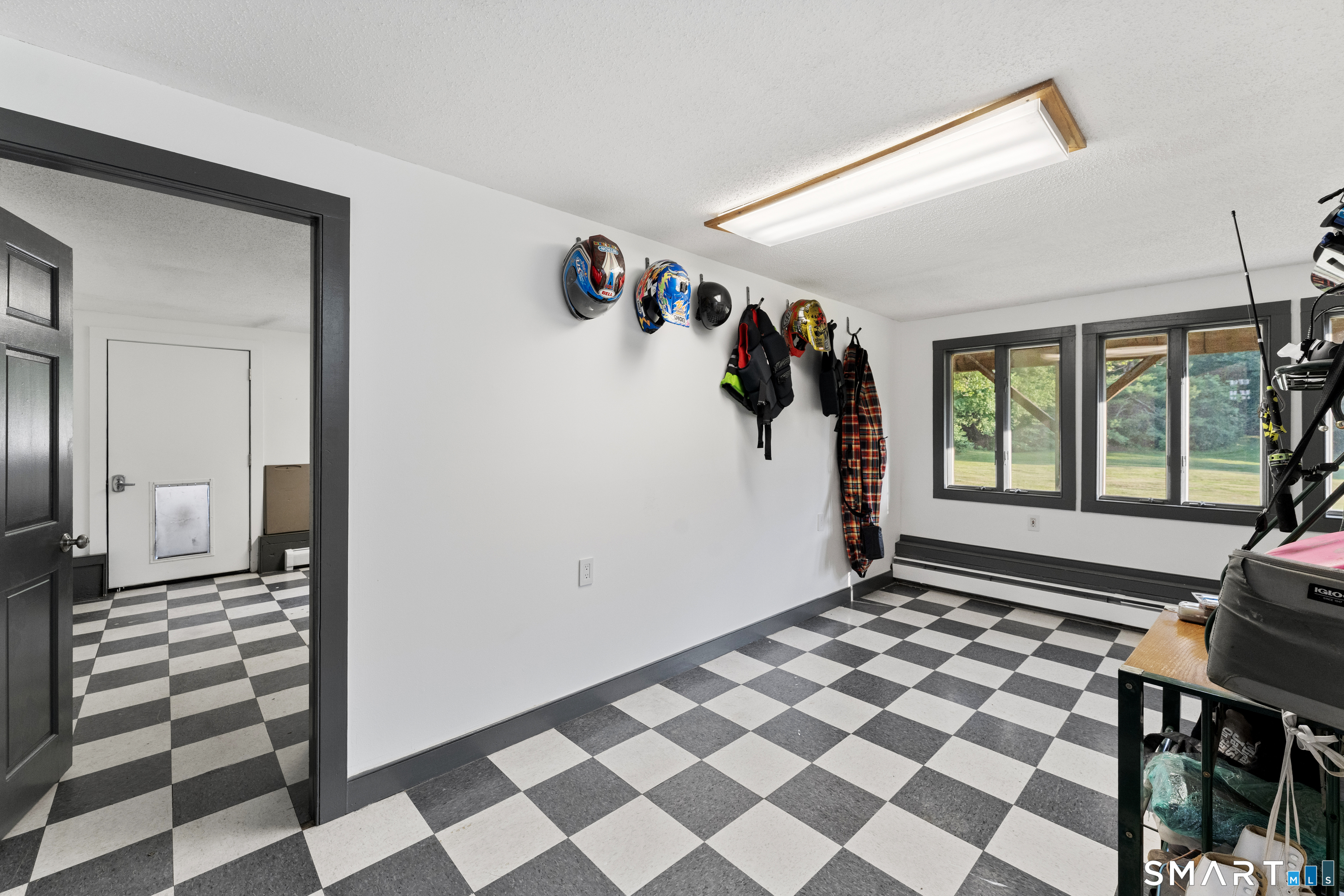 564 Hubbard Road Killingly, CT 06239 - Photo 24 of 40