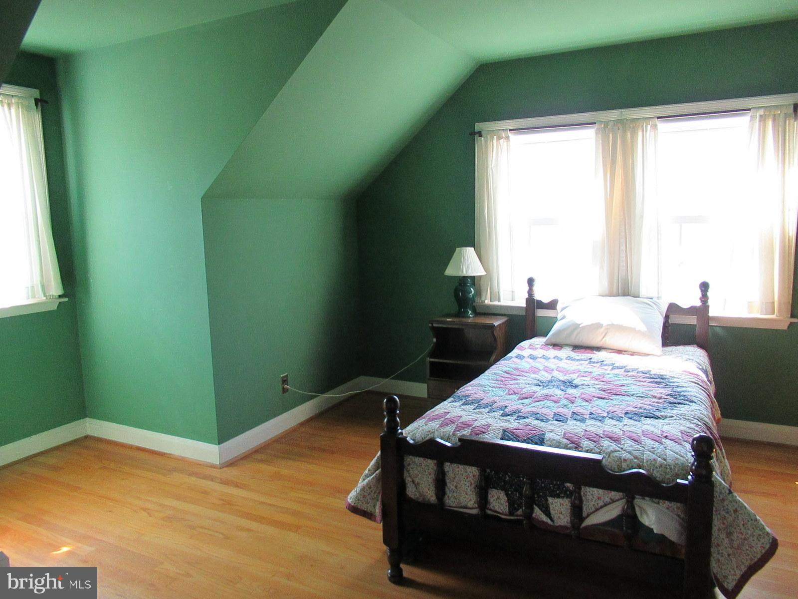 105 Overcrest Road Towson, MD 21286 - Photo 22 of 34 Bedroom #3