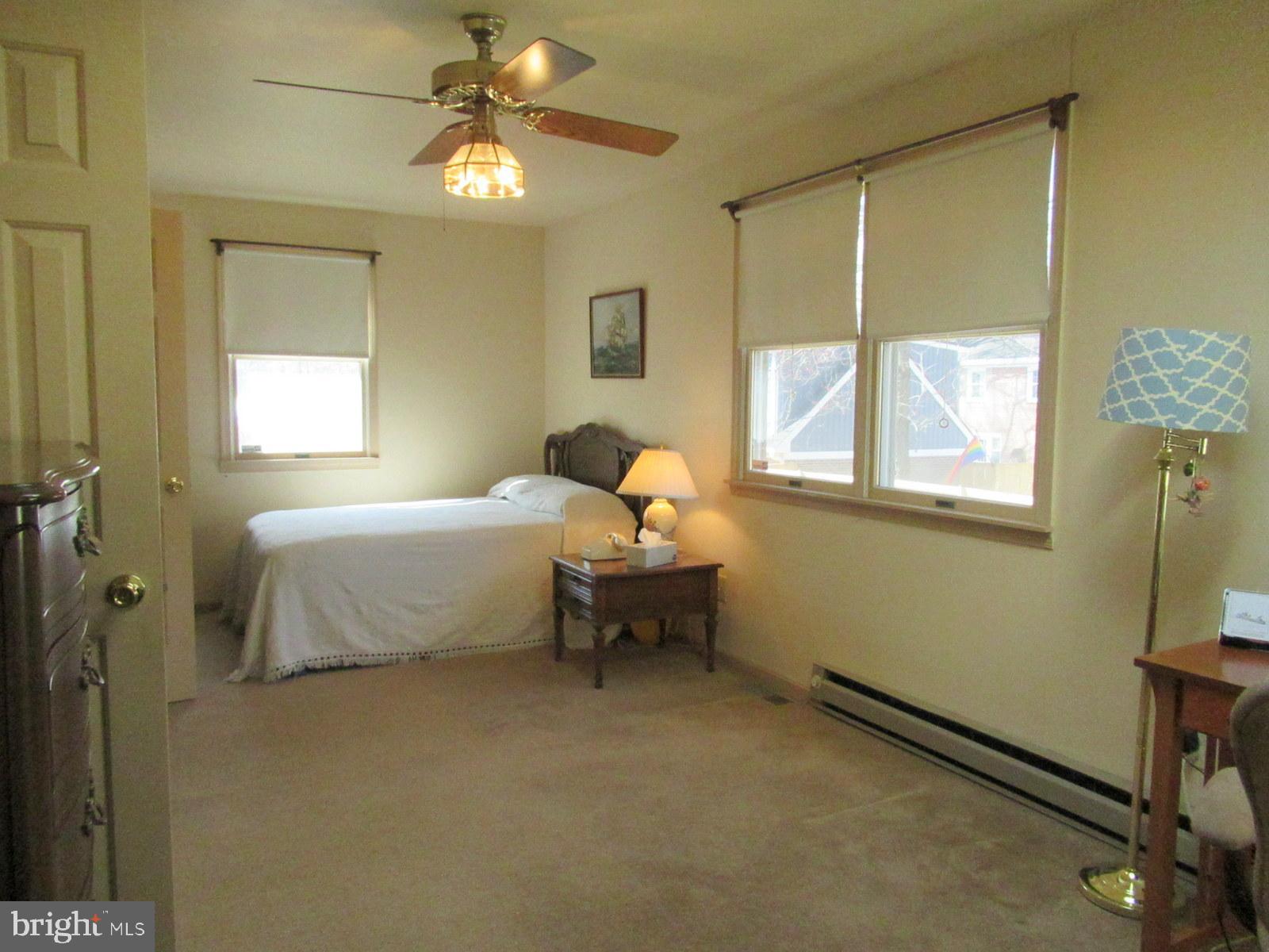 105 Overcrest Road Towson, MD 21286 - Photo 10 of 34 Bedroom #2 main level w/exit to screened porch
