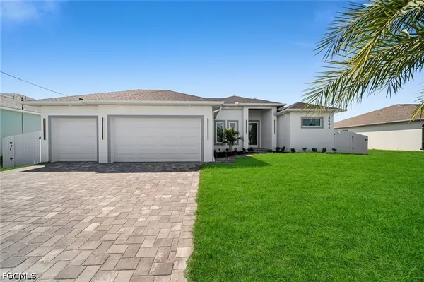 $539,900 | 3508 Northwest 21st Street, Cape Coral, FL 33993