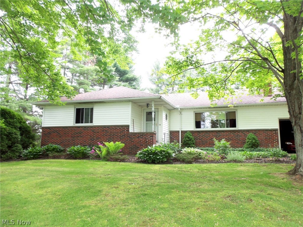 11933 Claridon Troy Road Chardon, OH 44024 - Photo 1 of 22 Gallery Image 1